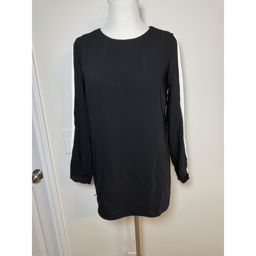 Chico’s Black Label Contrast Stripe Top Blouse Size Small Minimalist Office NWT